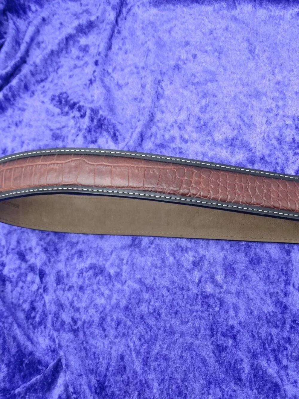 Tommy Bahama Genuine Top Grain Leather Brown Belt Size 38 Alligator Embossed